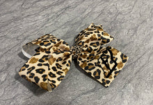 Clip Bows
